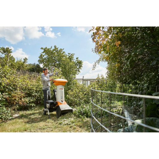Broyeur de végétaux thermique STIHL GH 460 C