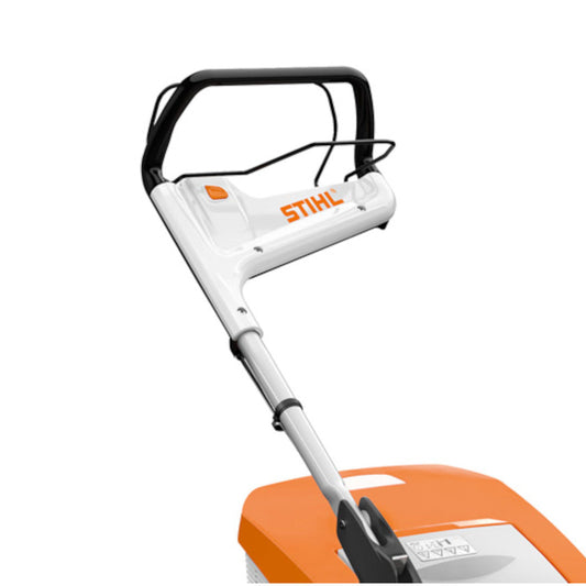 Tondeuse tractée à batterie AK System STIHL RMA 248T Pack