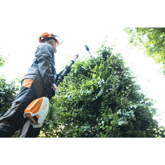 Taille-haie à batterie sur perche télescopique STIHL HLA 86