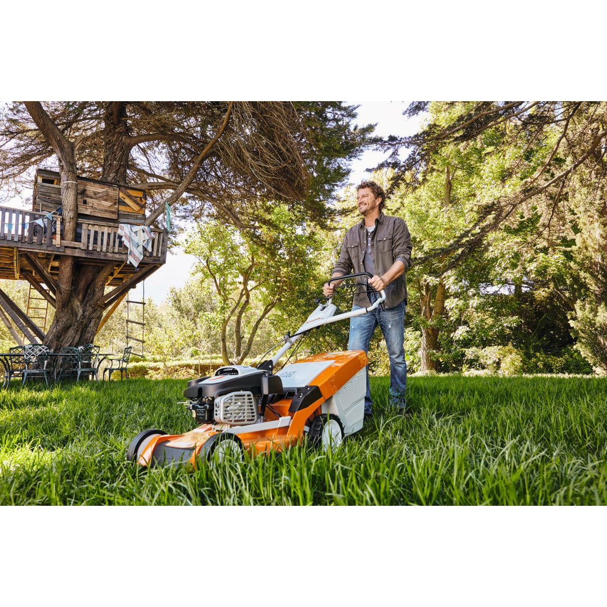 Tondeuse tractée thermique STIHL RM 655 VS