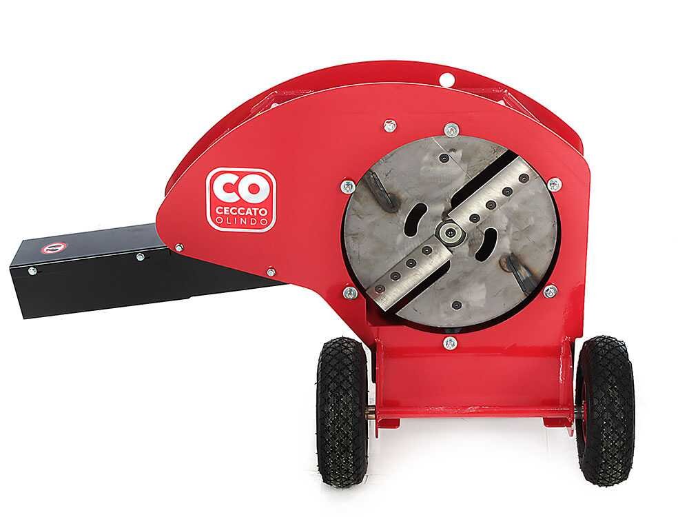 ceccato tritone one broyeur de branches thermique moteur honda gx 200 ceccato tritone one broyeur de branches thermique moteur honda gx 200